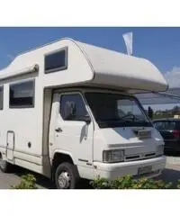 Nissan camper 6 posti, 130.000 km - 1999