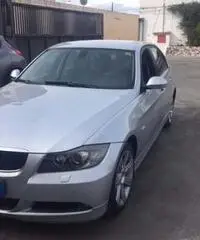 Auto BMW 320 Futura - Napoli