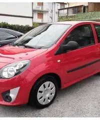 RENAULT TWINGO 1.2 BENZINA - Unico Proprietario - 2