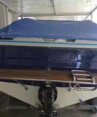 Bayliner Capri Cuddy - 6