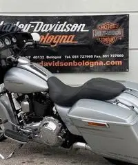 Harley-Davidson Touring Street Glide - 2015