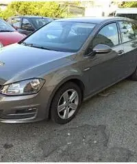 VOLKSWAGEN Golf TGI Blue Motion - 2015