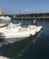 Joker boat clubman 28 2x300 cv Suzuki nuovissimo - 3