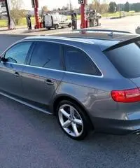 Audi A4 S-Line - 2