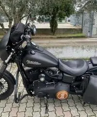 Harley-Davidson Dyna Street Bob - 2010 - 2