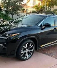 Selling Lexus  RX in good condition - 2