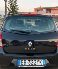 Renault clio - 6