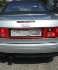 AUDI CABRIO del 1996 - Milano - 2