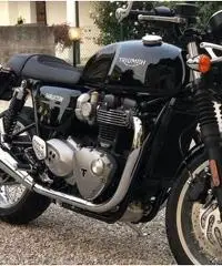 Triumph thruxton 1200