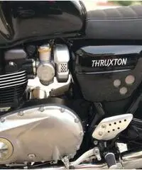 Triumph thruxton 1200 - 5