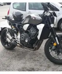 Honda cb 1000r