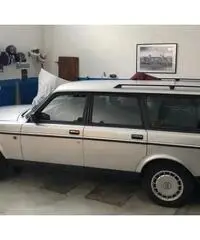 VOLVO 240 Polar 1990