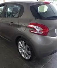 PEUGEOT 208 1.4 HDI 8V ACTIVE 5P - Napoli - 2