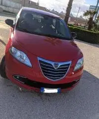 LANCIA Ypsilon 2015