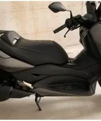 Yamaha Xmax300 - 3