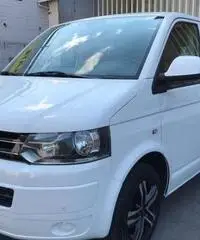 Volkswagen Caravelle T5 4motion passo lungo