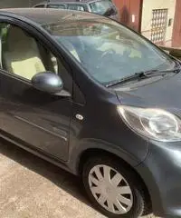 Peugeot 207 cinque porte 1.0 - 2