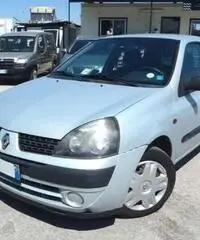 RENAULT CLIO 1,2 BENZINA - ANNO 2002 - Puglia