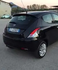 Lancia ypsilon - Caserta - 4