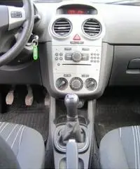 Opel Corsa - 2010 - 4