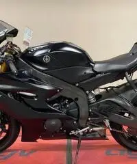 Yamaha YZF R6 - 2018