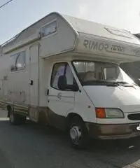 Camper Mansardato Ford - 2