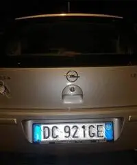 Opel corsa c 1.2 16v - 2