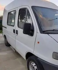 Mini van camperizzata ambulanza