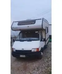 Camper Ford