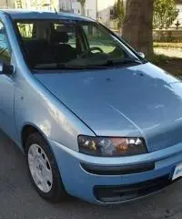 FIAT Punto 3ª serie - 2001 distribuzione fatta