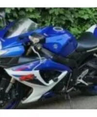 Suzuki GSX R 600 - 4