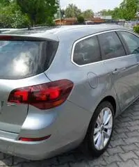 OPEL ASTRA SPORT-TOURER 1.7 CDTI "COSMO" 2012 - 5