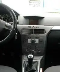 OPEL ASTRA 1.9 JTD CAT SW - 4