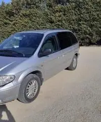 Chrysler gran Voyager - 3