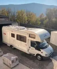 Camper mansardato