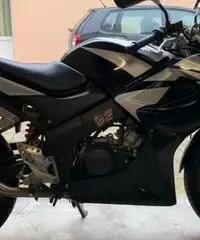 Honda CBR 125 - 2015 - 3