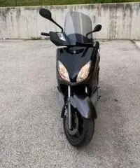 Yamaha x-max 125 - 4