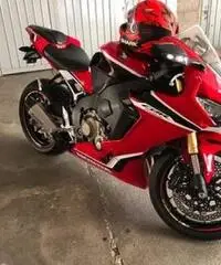 Honda CBR 1000 RR 2019 - 4