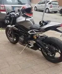 Street triple rs 765 - 2