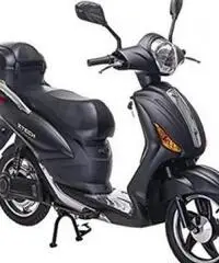 Scooter elettrico ztech yadea 500w 60v a litio