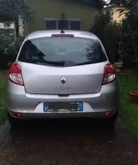 RENAULT Clio 3ª serie - 2