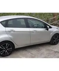 Ford fiesta - 4