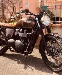 Triumph Bonneville Baak