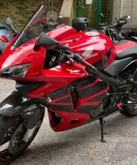 Honda CBR 600rr - 4