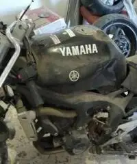 YAMAHA Fz6