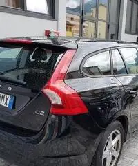 Volvo v60 summum d2 114 cv automatica - 6