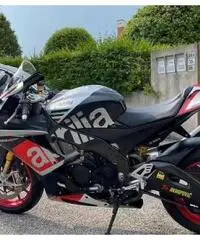 Aprilia rsv4 rf 2016 - 2