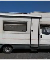 Autocaravan mansardato - 2