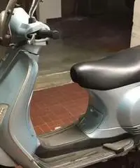 Vespa 150 lx - 2