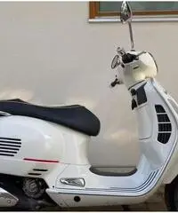 Piaggio Vespa 300 GTS - 2011 - 2